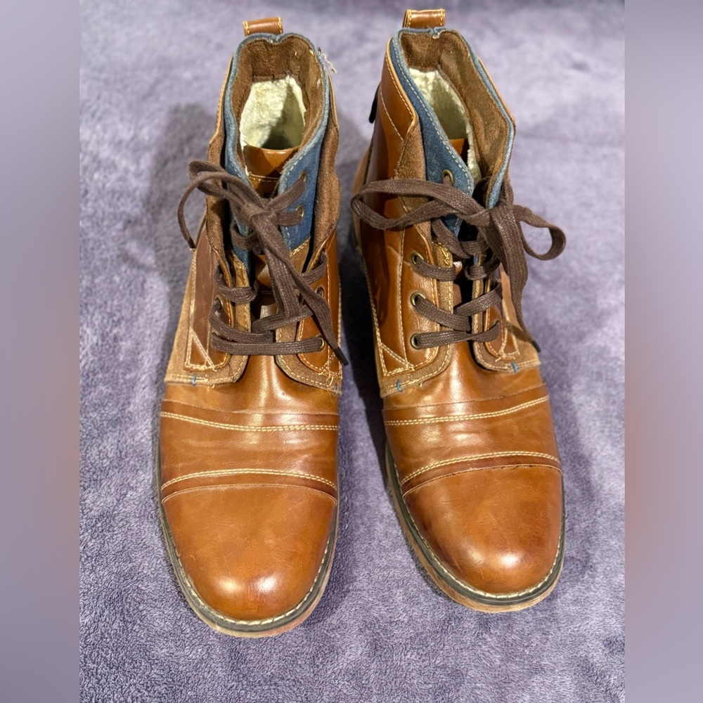 Men's B-52 Tan  Lace-Up Boots